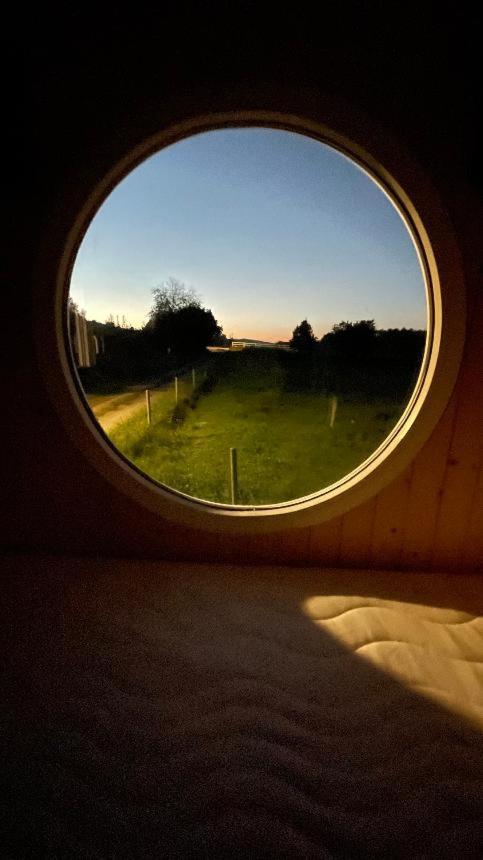Glamping - Stylova Maringotka V Srdci Ladova Kraje, Pobliz Hlavniho Mesta Prahy Stribrna Skalice Екстериор снимка