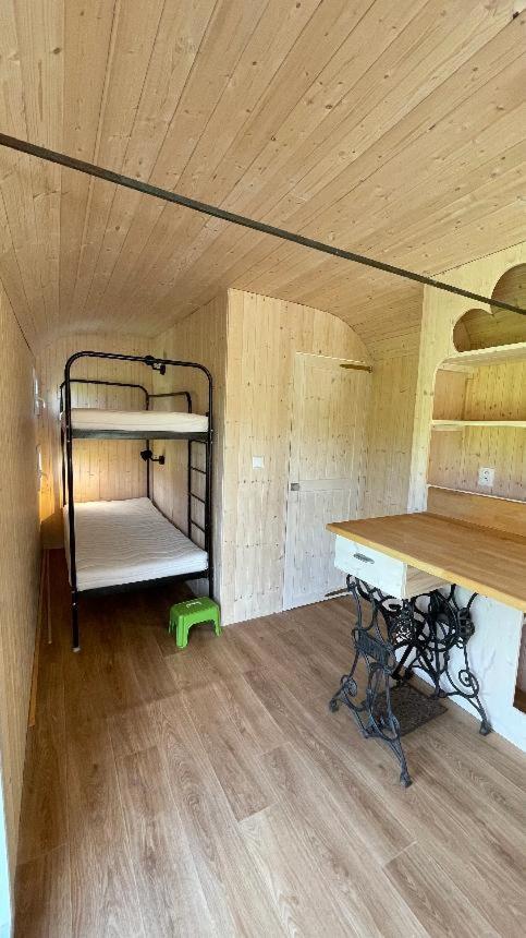 Glamping - Stylova Maringotka V Srdci Ladova Kraje, Pobliz Hlavniho Mesta Prahy Stribrna Skalice Екстериор снимка